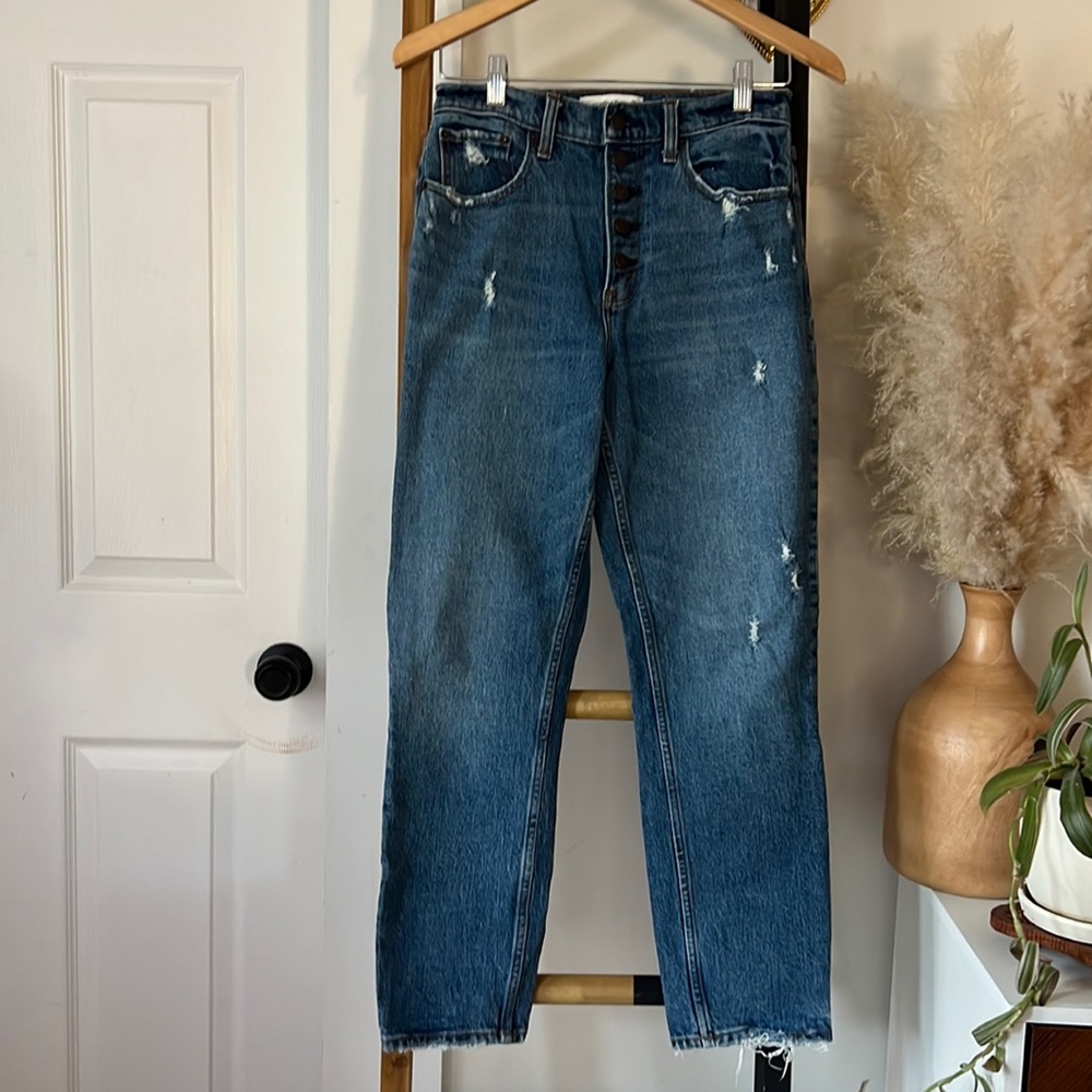 Abercrombie The Mom Jeans